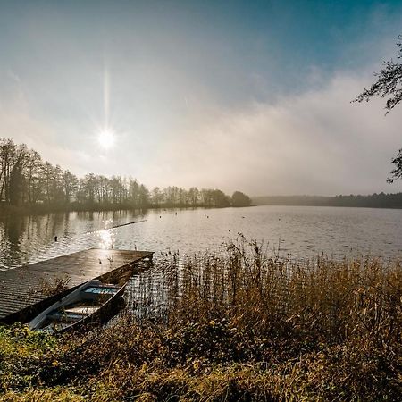 Luxus-See-Domizil Mit Sauna, Kamin Und Boot-130 Qm Fuer 6 Personen Краков ам Зее Екстериор снимка